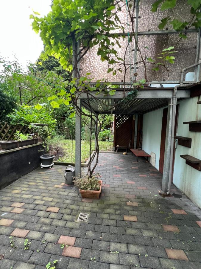 Duisburg Feelhome, Flughafen Nah,3-Schlafzimmer, Dusche Ebenerdig, Zentral, Wifi, Ground Floor エクステリア 写真